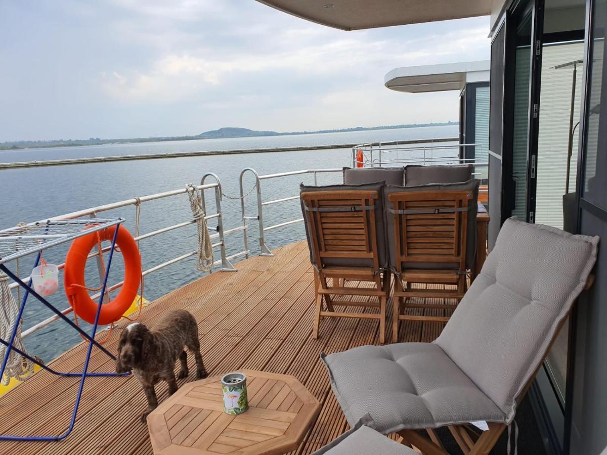 Вилла Hausboote Marina Braunsbedra Экстерьер фото