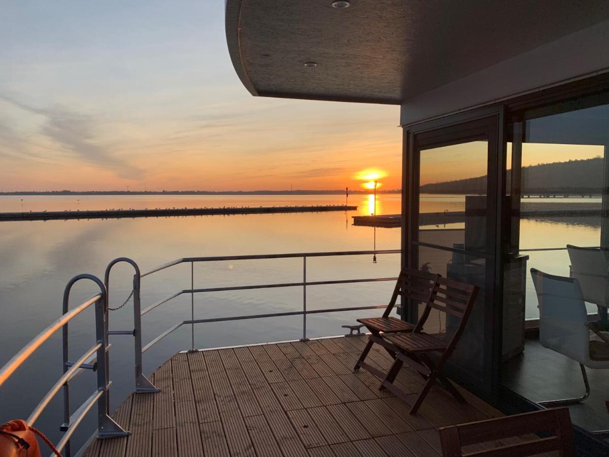 Вилла Hausboote Marina Braunsbedra Экстерьер фото